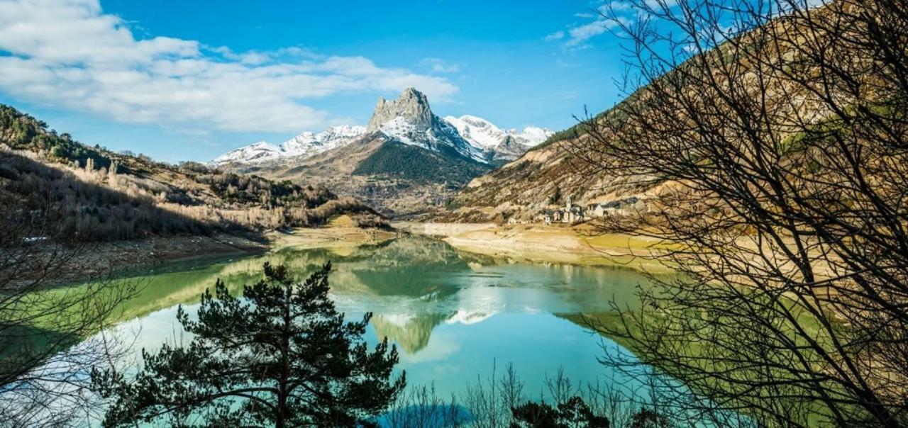 Edif. La Corona إل بويو دي جاكا المظهر الخارجي الصورة