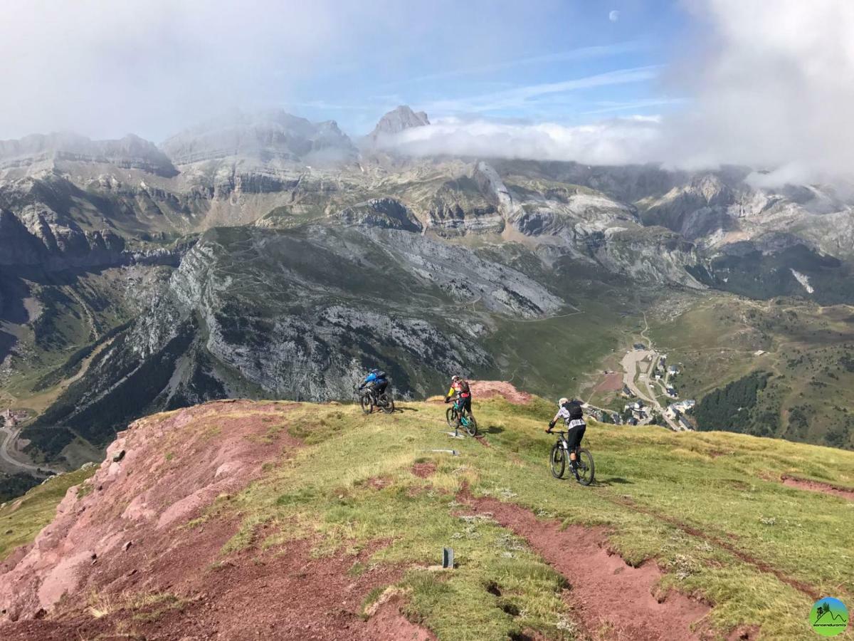 Edif. La Corona إل بويو دي جاكا المظهر الخارجي الصورة